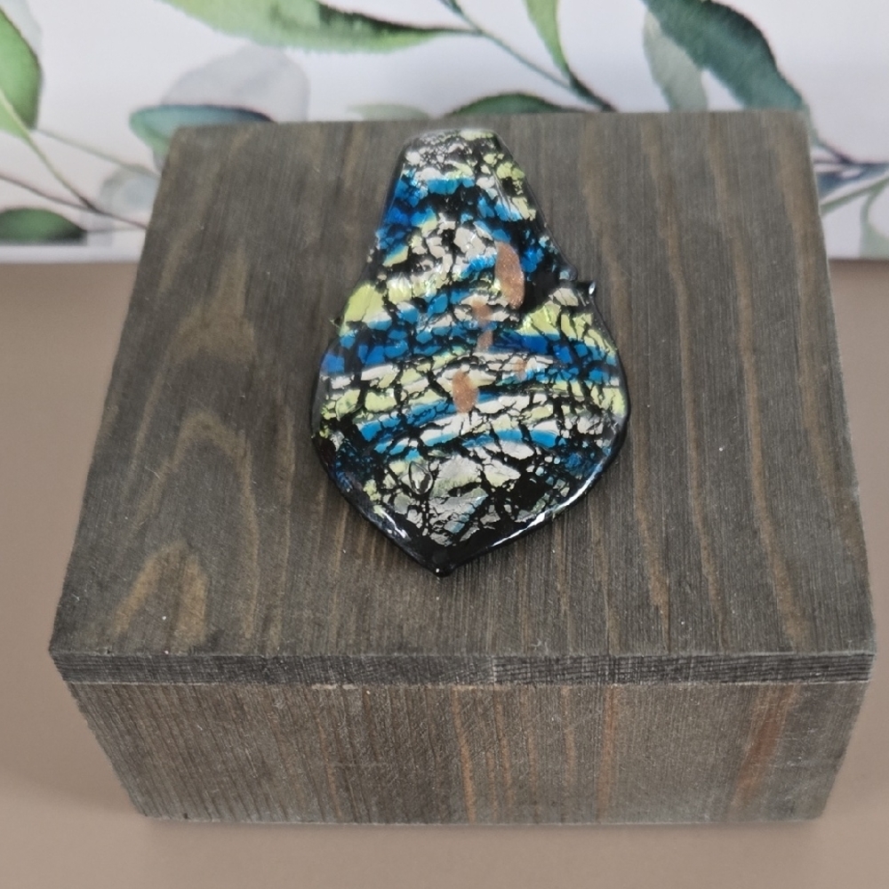 Elegant Artglass Multicolor Pendant